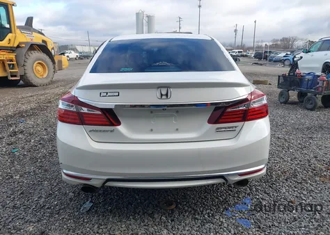 2017 Honda Accord Sport Se z USA, uszkodzony, nr VIN 1HGCR2F14HA090131